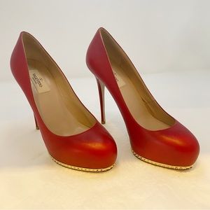 Valentino Garavani Cherry Red Platform Pumps EU 37 | Luxury Designer Heels
